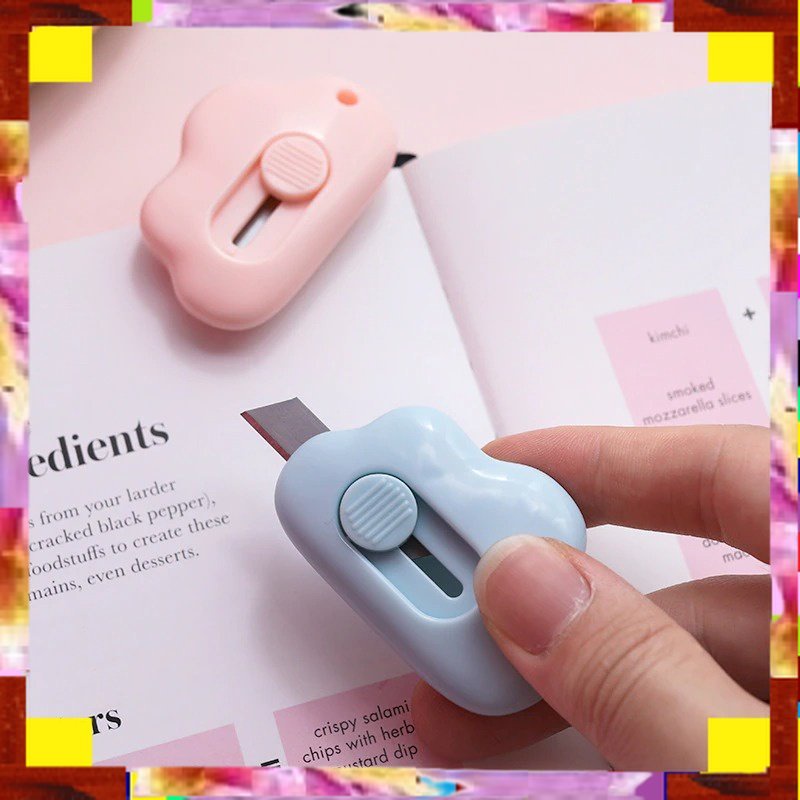 

Termurah Cuci Gudang Cutter Mini Pemotong Kertas Desain Cloud - OL-6100 - BlueTermurah Cuci Gudang