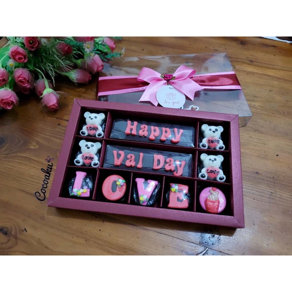 

Cokelat Valentine / kado valentine (box mika 15 sekat)