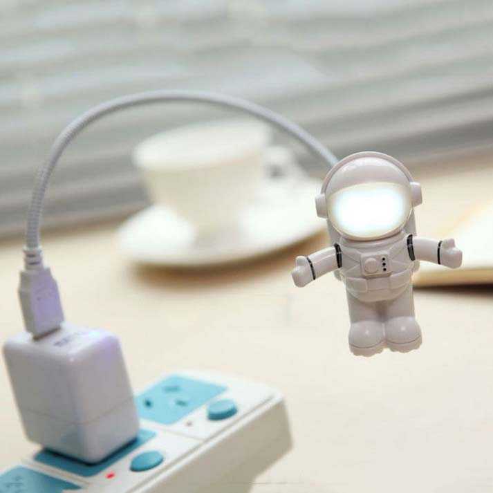 Lampu LED USB Night Light Lamp Flexible Spaceman Astronaut X01