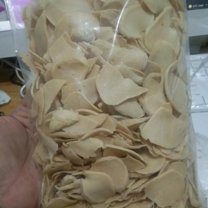 

500g Krupuk ikan naga ungu krupuk enak siap goreng (REMUKAN) nov02