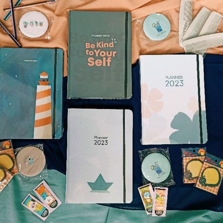 

IAN962 READY STOCK Planner 2023 By RA Plannerbook FREE GIFT +++