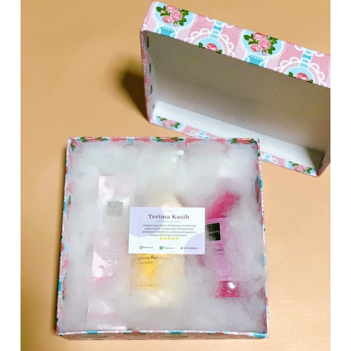 

scarlett whitening - Paket Hampers Birthday/Anniversary/Ramadhan - Paket A