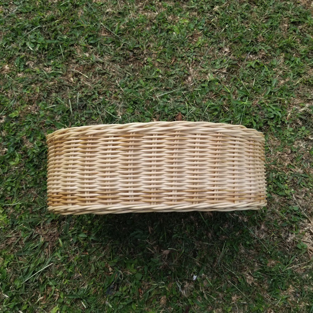 Kerajinan Tangan Rotan - Keranjang Oval 35 x 25 x 12 cm