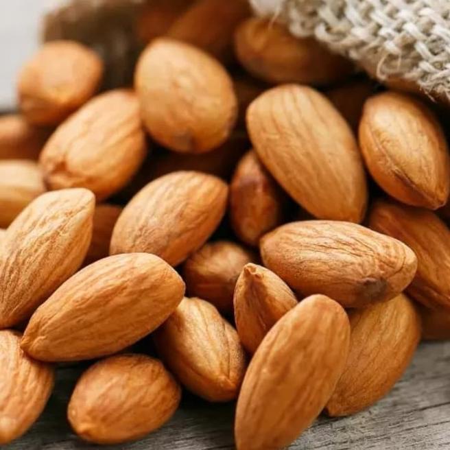 

➦ almond kupas panggang 1kg ✲