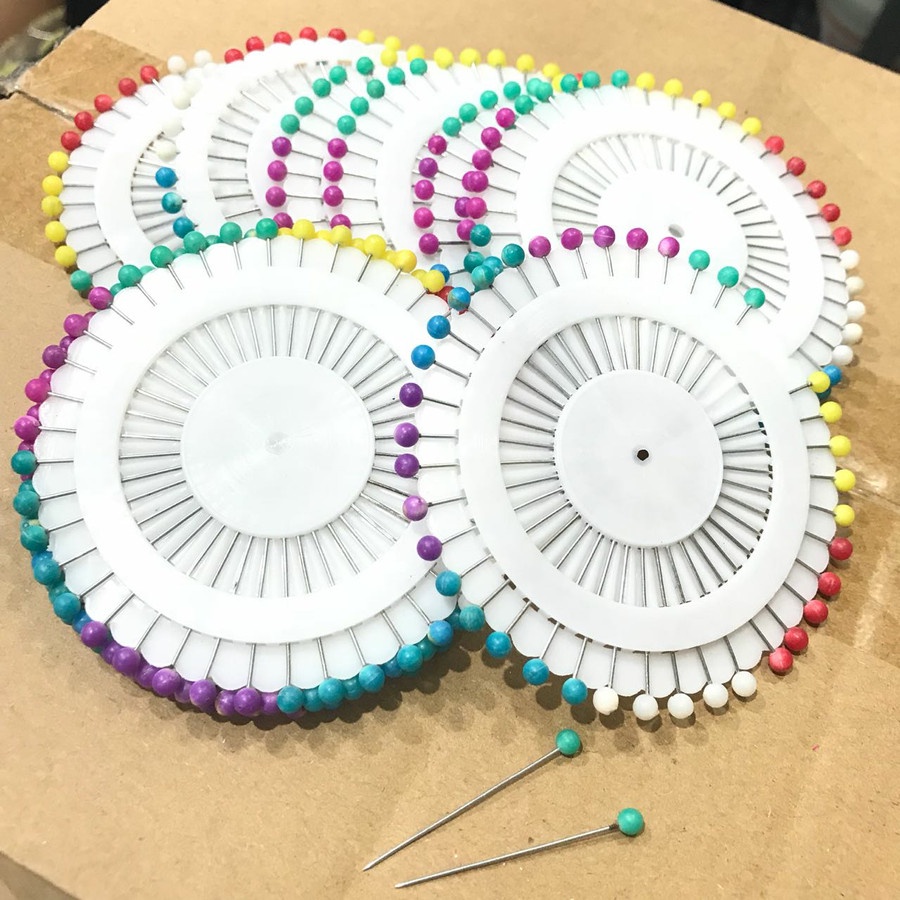 jarum pentul warna warni