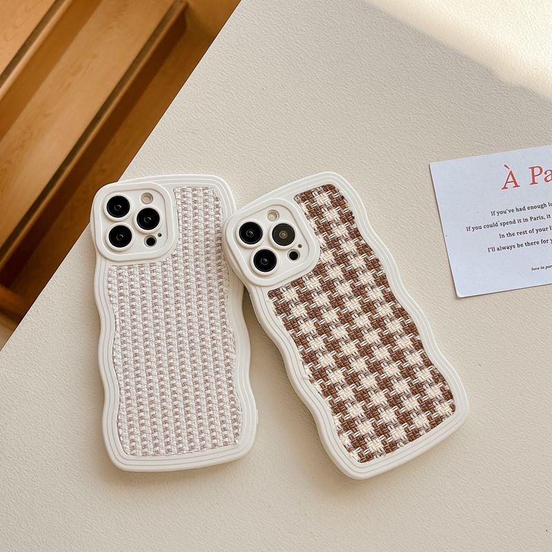 Brown Sweater Soft Casing hp IPhone 7 8 Plus XR XS Max 11 12 13 14 Pro Max 14 Plus Reno 5 6 8 VIVO V23 V20 Pro S1 Phone Case Fashion Women lattice