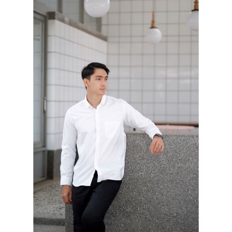 Kemeja Putih Pria Lengan Panjang Slimfit Hem Pria Kantor / Hem Polos Pria