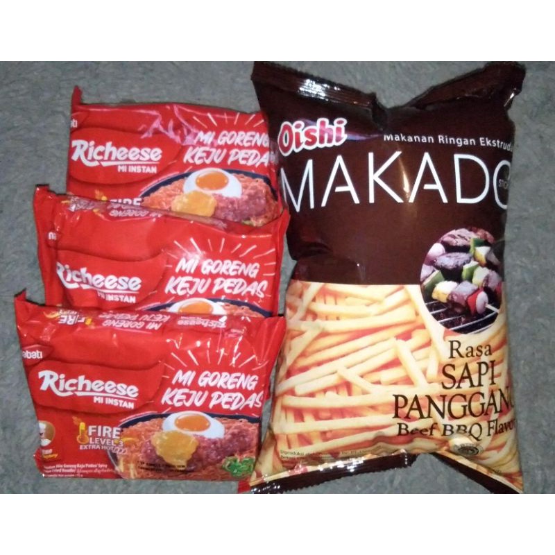 

Paket Hemat Ngemil Anak Kost, Mie Richeese Lv 0&3 3Pcs, Chiki Makado 60gr