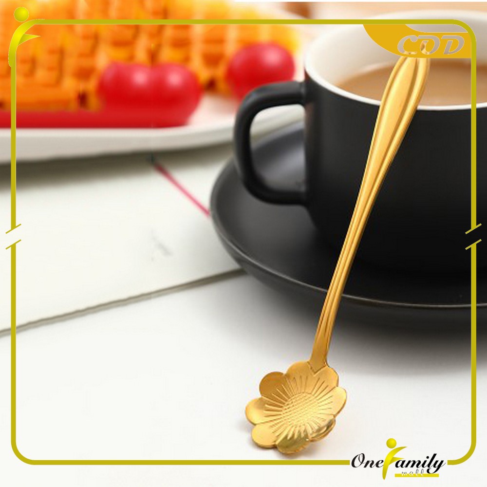 ONE-C766 Sendok Korea Teh Kopi Kecil Stainless Steel Motif Love Elegant Warna Gold / Sendok Bunga Emas Spoon Dessert Import