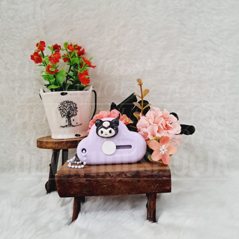 

Mini Cutter Kuromi Ungu Gantungan Cutter Rantai Kuromi Cutter Kuromi