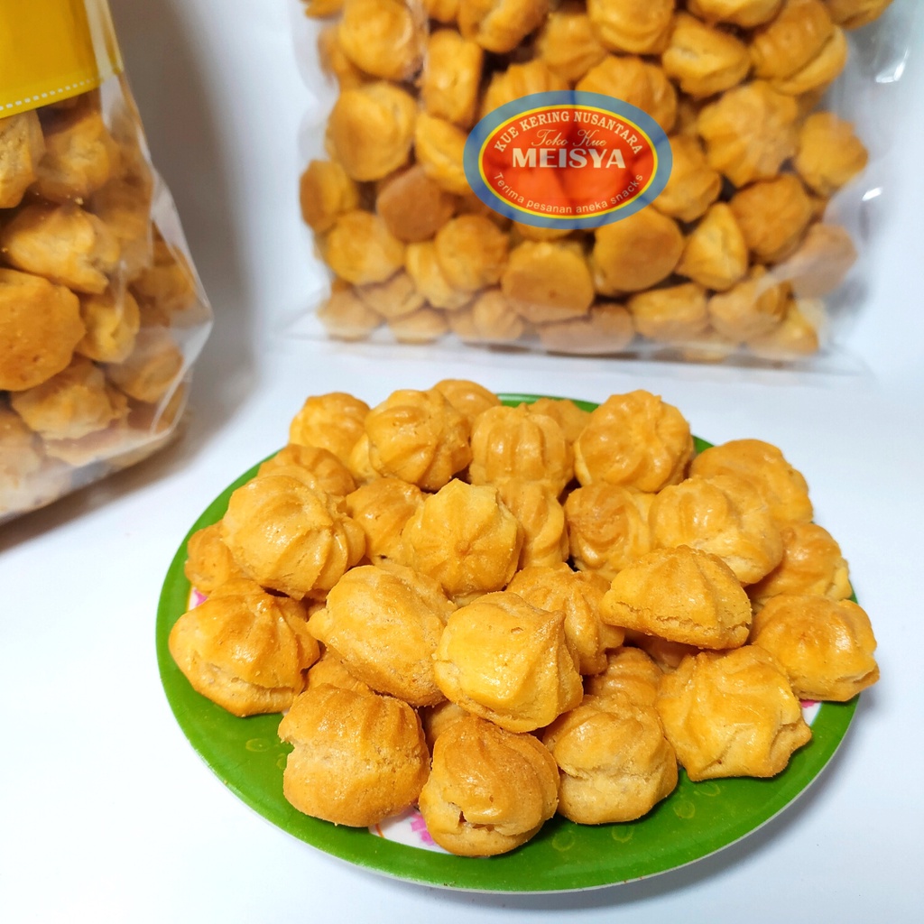 

Soes Kering Rasa Keju Spesial