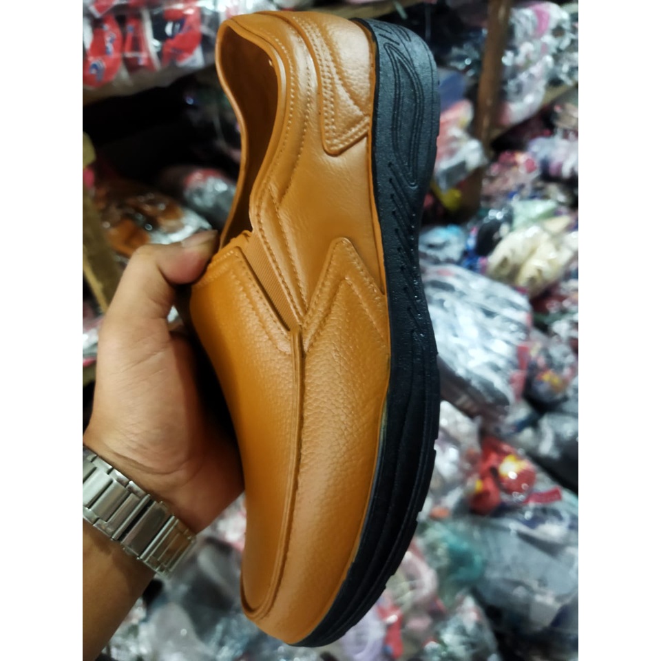 SEPATU KARET LAKI-LAKI ANTI SLIP ANTI AIR NABK 684 (40-43) SEPATU PRIA TERLARIS