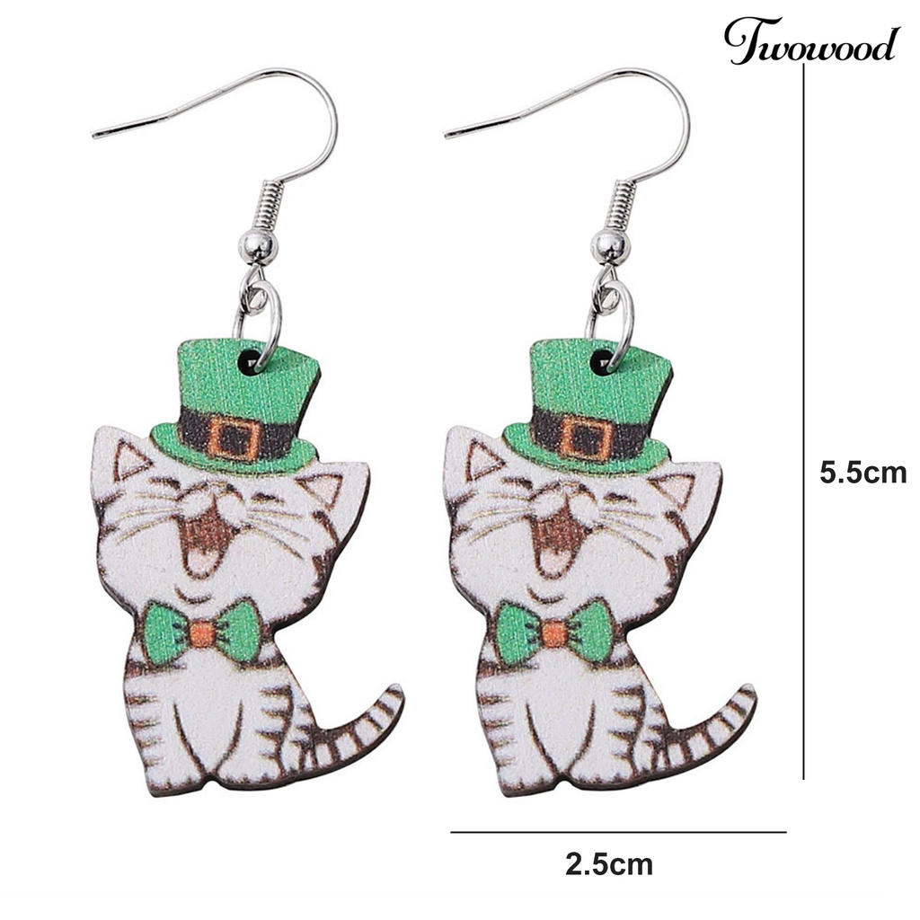 Twowood 1pasang Kait Anting Kayu Dua Sisi Shamrock Clover Lucu Irish Hijau Topi Anjing Menjuntai Anting Perlengkapan Hari Saint Patrick