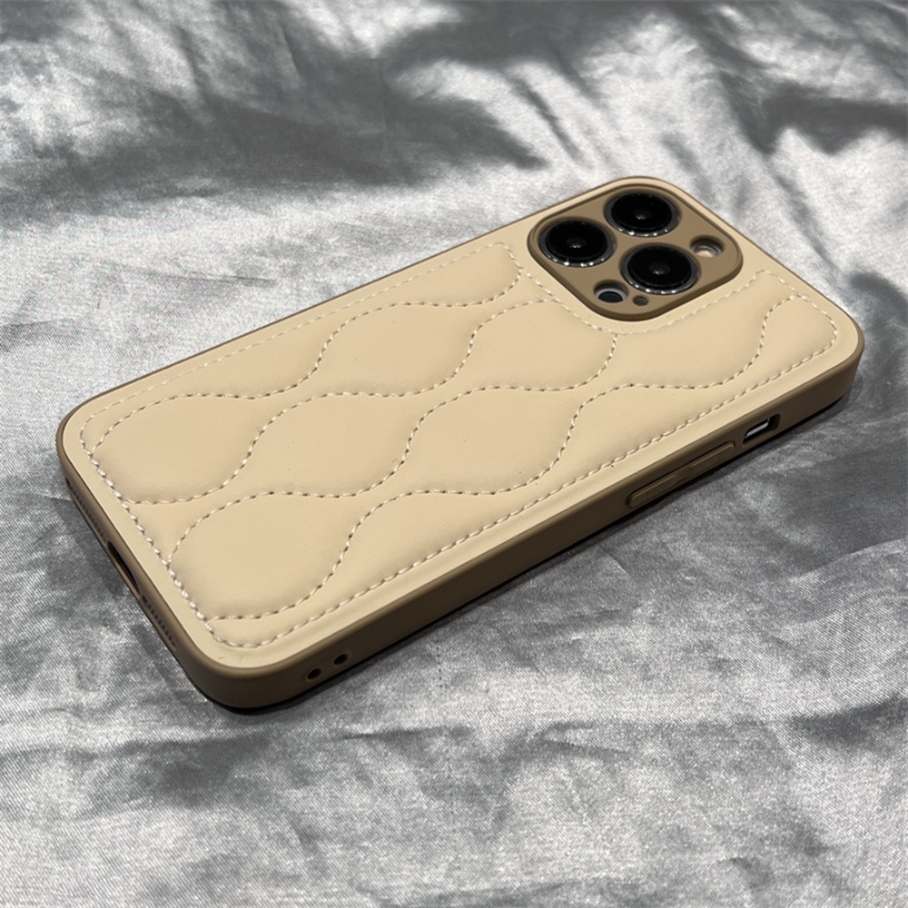 Khaki Down Jacket Pelindung Kamera Casing iPhone 14 Pro MAX 11 12 13 Pro MAX The Puffer Case Untuk iPhone XS MAX XR Lembut Shockproof Cover