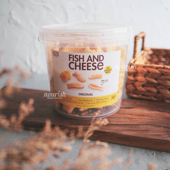 

Terlaris ✨ -Munching Queen, Fish and Cheese Original 70gr (Kerupuk NO MSG)2.2.23