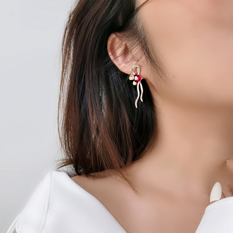 Indah Merah Hati Cubic Zirconia Warna Emas Anting Wanita Untuk Pernikahan Pertunangan Piercing Aksesoris Busur Anting Perhiasan Fashion