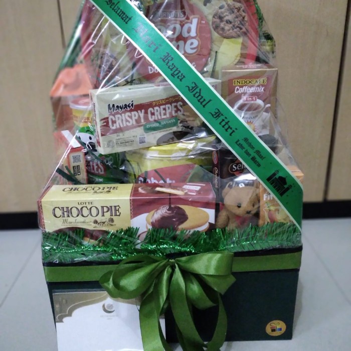 

Parcel Snack lebaran atau hampers idul Fitri ukuran L