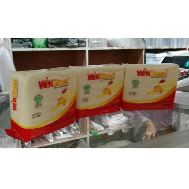 

Dijamin Ori>/ Keju Parut Keju Cheddar Wincheez 250g