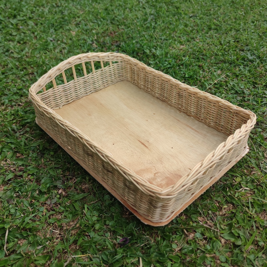 Kerajinan Tangan Rotan - Keranjang Parsel Persegi Lubang - 40x26x10cm