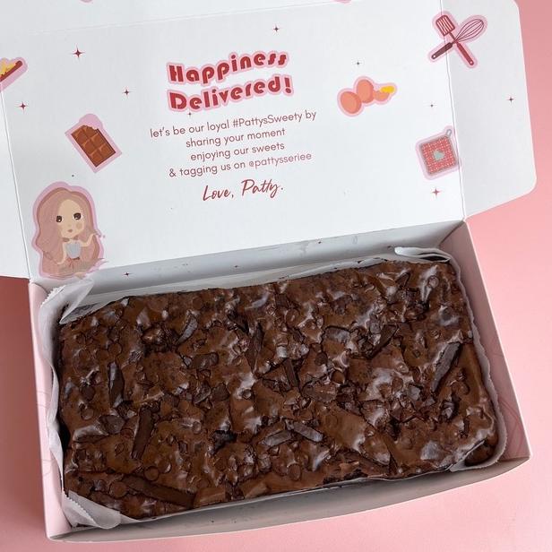 

➢ Fudgy Brownies Double Chocolate (add toppings) 20x10cm BACA DESKRIPSI ♬
