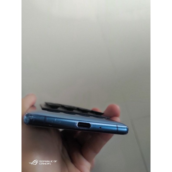 sony xperia xz2 minus