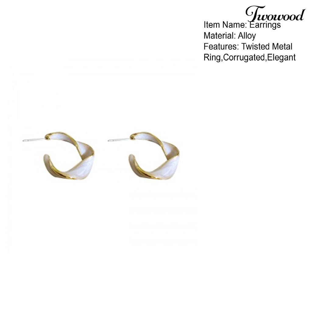 Twowood 1pasang Ladies Earrings Retro Stud Type Twisted Metal Ring Bergelombang Indah Fashion Hoop Earrings Perhiasan Aksesoris