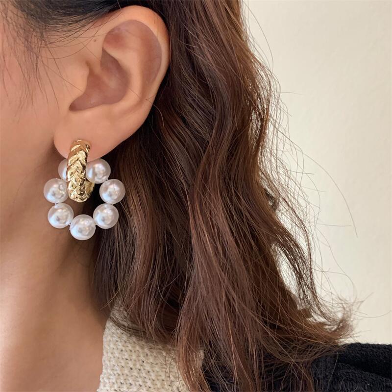 Anting Mutiara Bulat Vintage Anting Pejantan Wanita fashion Korea Berbentuk C