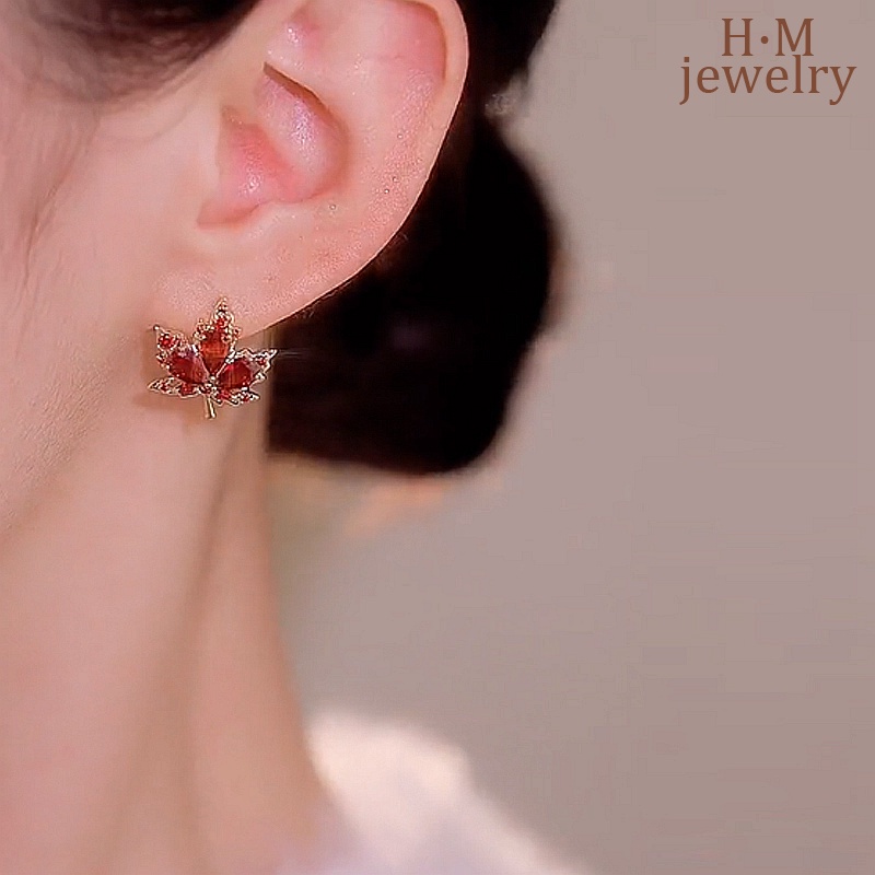 Atmosphere Feeling Winter Red AAA Zircon Maple Leaf Anting Temperamen Rasa Tinggi2023 Gaya Baru