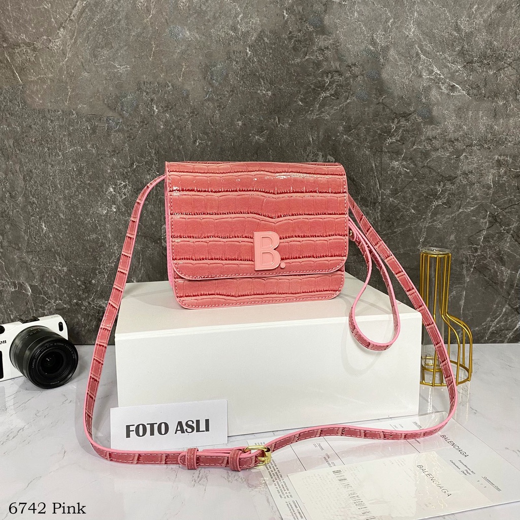 BLCG Embossed Croc B Crossbody Bag 6742 (FreeKantongKain+Bubble Wrap)