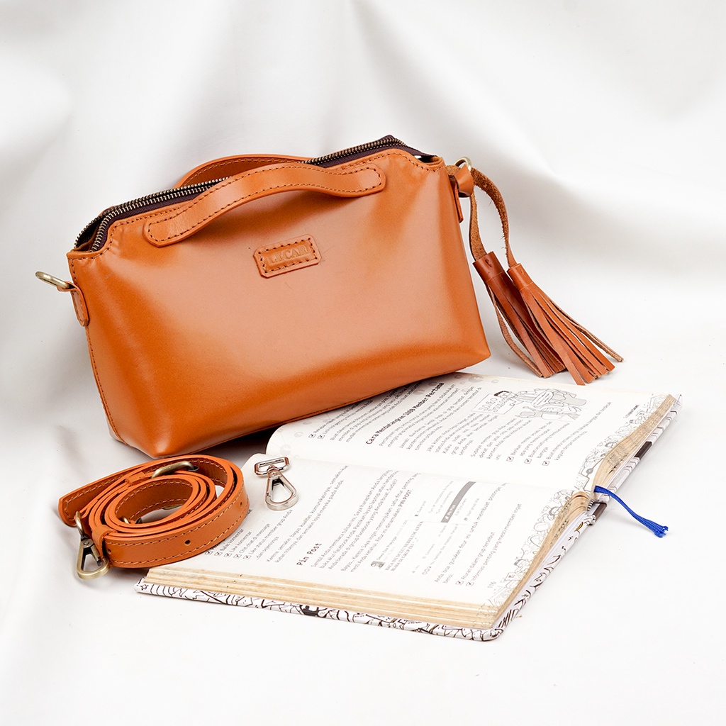 Lecari Viena M Slingbag Leather