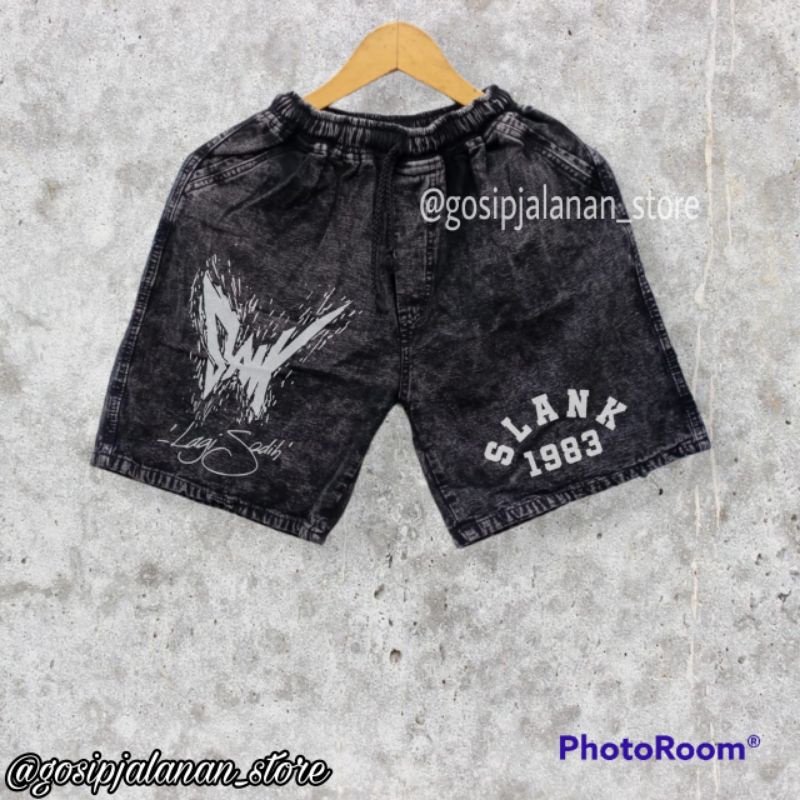 CELANA JEANS LEVIS SLANK//LAGI SEDIH//CELANA PRIA//JEANS PRIA//CELANA PENDEK//MERCHANDISE SLANK