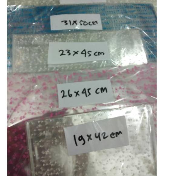 

Serba Menarik Plastik totol UK 42x60 isi 12