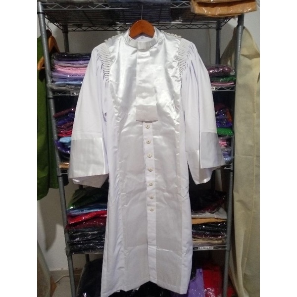 Toga Putih Pendeta(gratis collar dan dasi toga)