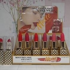 ← [LUSINAN] Lipstik REVLON Matte 3D Casing Gold / Silver / Merah Ω