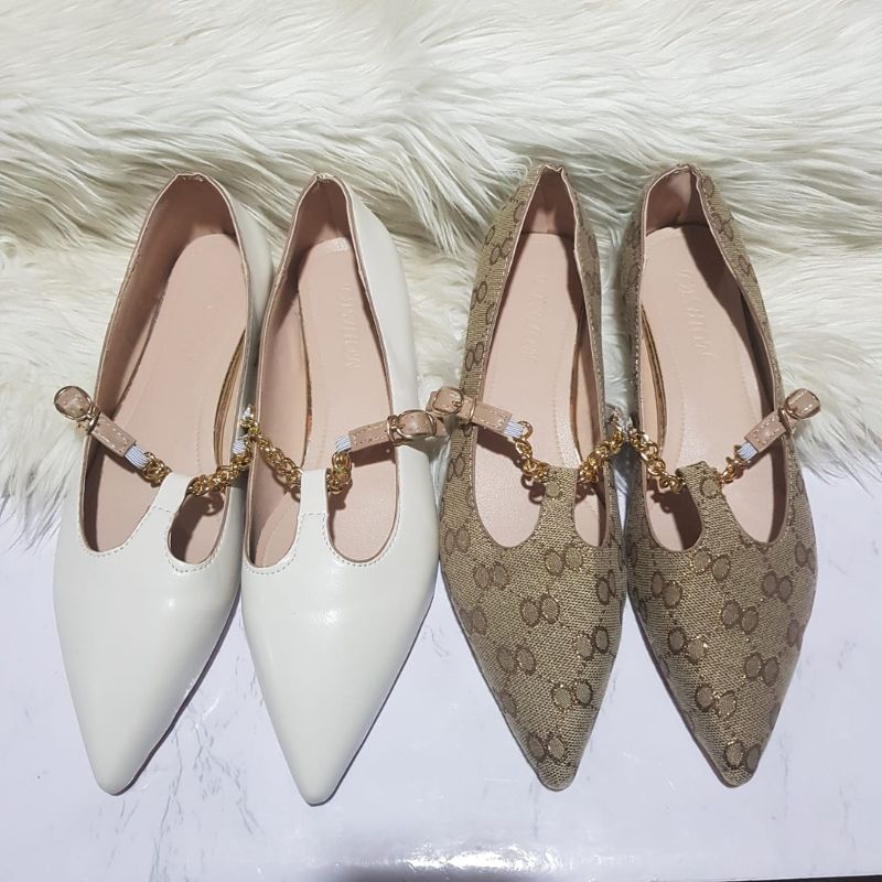 DDS23112 Flat Shoes Wanita Sepatu Runcing Fashion Import Pointed-Toe Ballet Slip On Shoes Bisa COD (With Box)