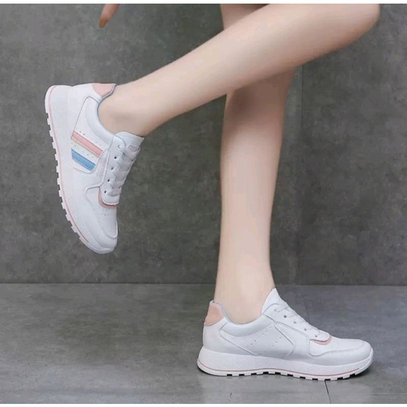 Sepatu Sneakers Wanita Korea Kasual Fashione com Terbaru/Sepatu Wanita Korea Trandy