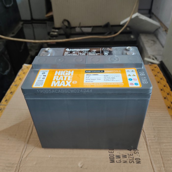 BATTERY AKI KERING VRLA DYNASTI MADE IN USA 12V 36AH GOOD