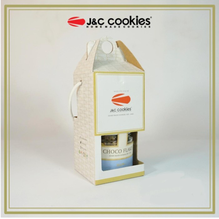 

(COD) Hampers Paket Kue Kering Lebaran JNC J &C Cookies - Isi 2, General