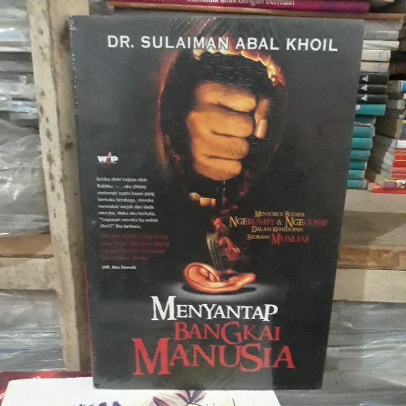 menyantap bangkai manusia. j5