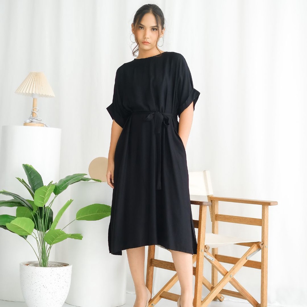 Kirana Dress - Casual Midi Dress