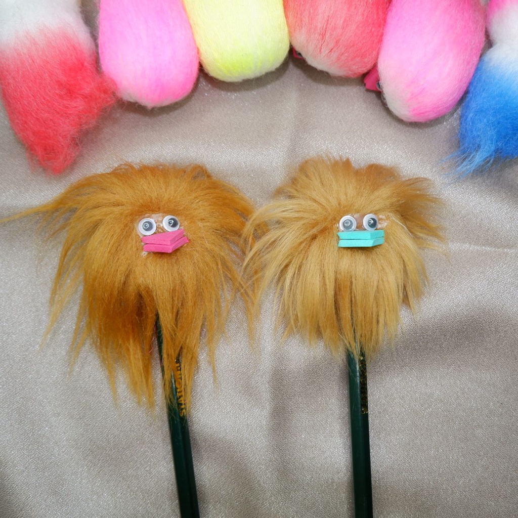 

Sufy Collection, Pensil boneka bulu warna coklat, pensil karakter warna kuning stabilu, pensil boneka, pensil anak sd/tk lucu, alat tulis unik