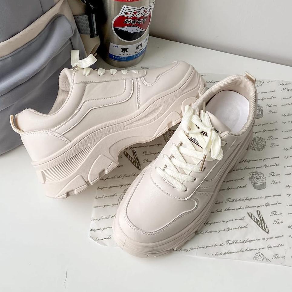 Langsung Order SEPATU SNEAKERS WANITA KOREA TAEYONG VN 01 TERBARU