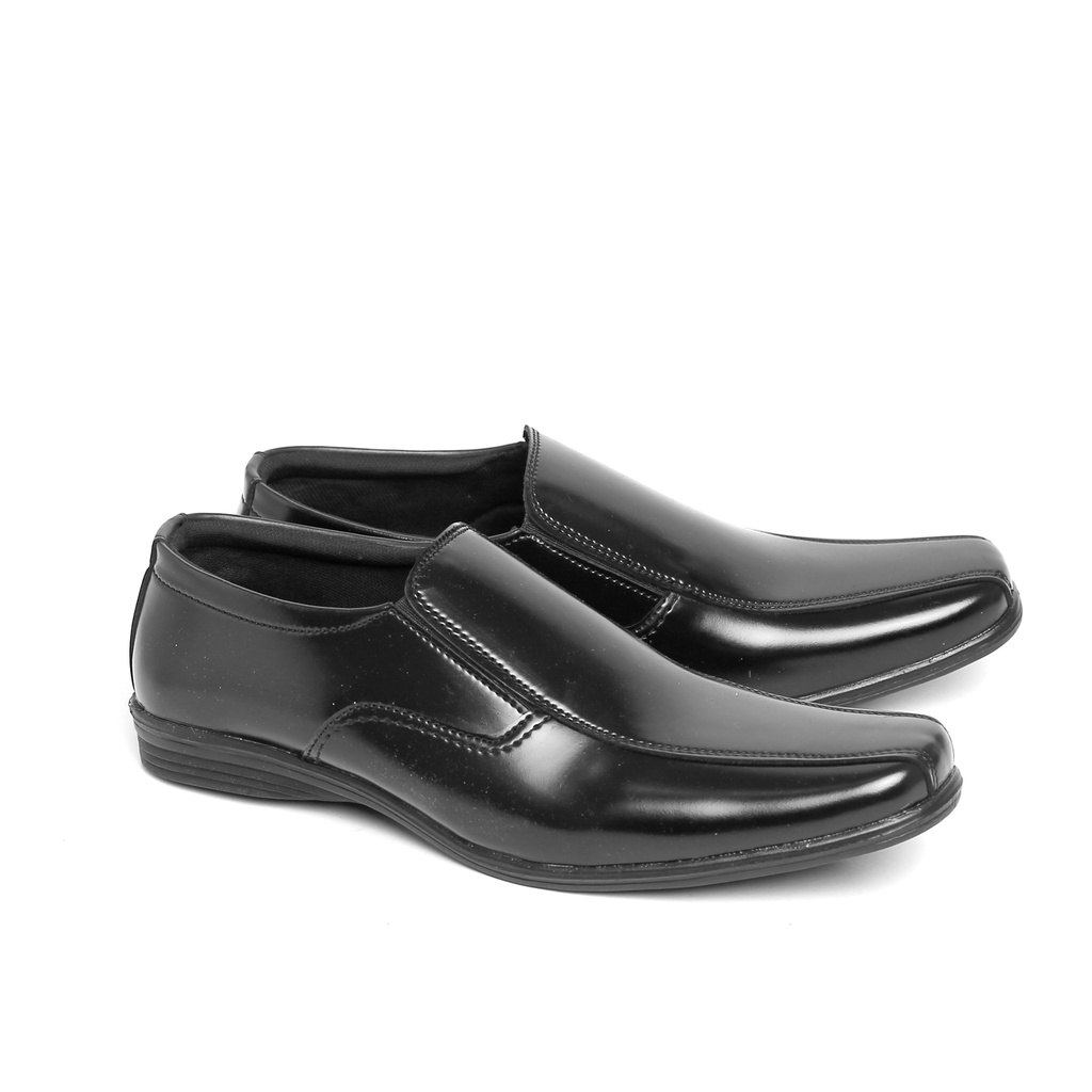 TR006 | Sepatu Slip On Hitam Tanpa Tali Pantofel Pria Casual Kerja Formal Kantor Original Laki | FORIND Terraforma