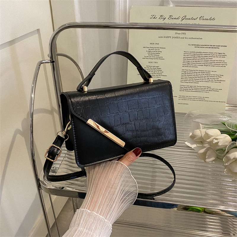 T8230 - Tas wanita import harga grosir bahan pu leather berkualitas