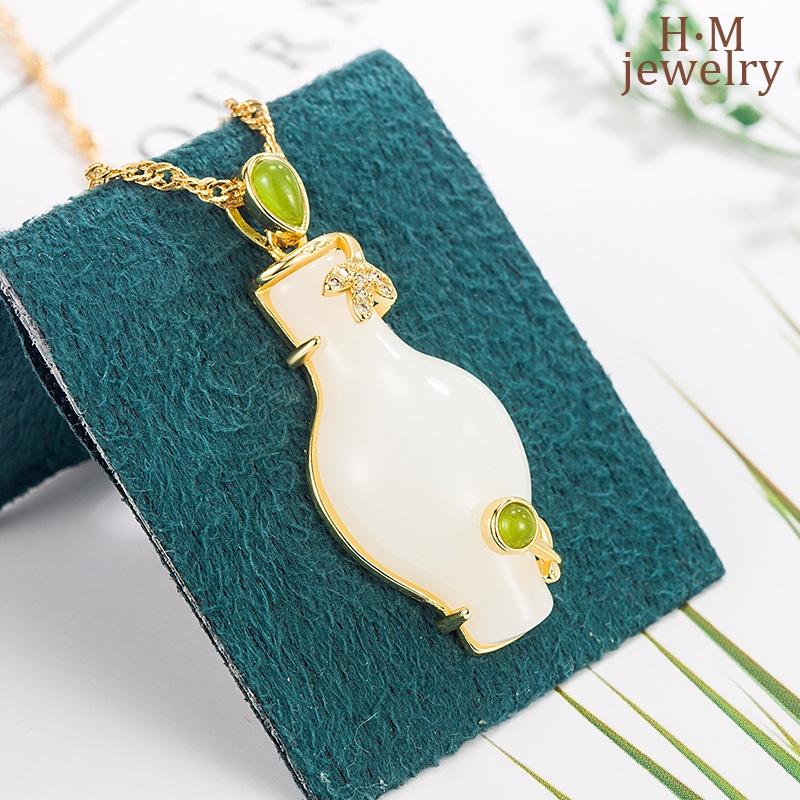 Gaya Kuno Hias Berlian Hetian Giok Putih Vas Air Suci Fu Lu Liontin Bergaya Klavikula Kalung Gaya Istana2023