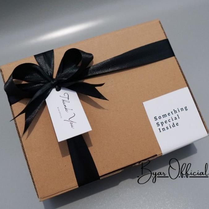 

^^() SNACK BOX GIFT BOX SNACK HAMPERS SNACK KADO ULANG TAHUN WISUDA YH4554UJ