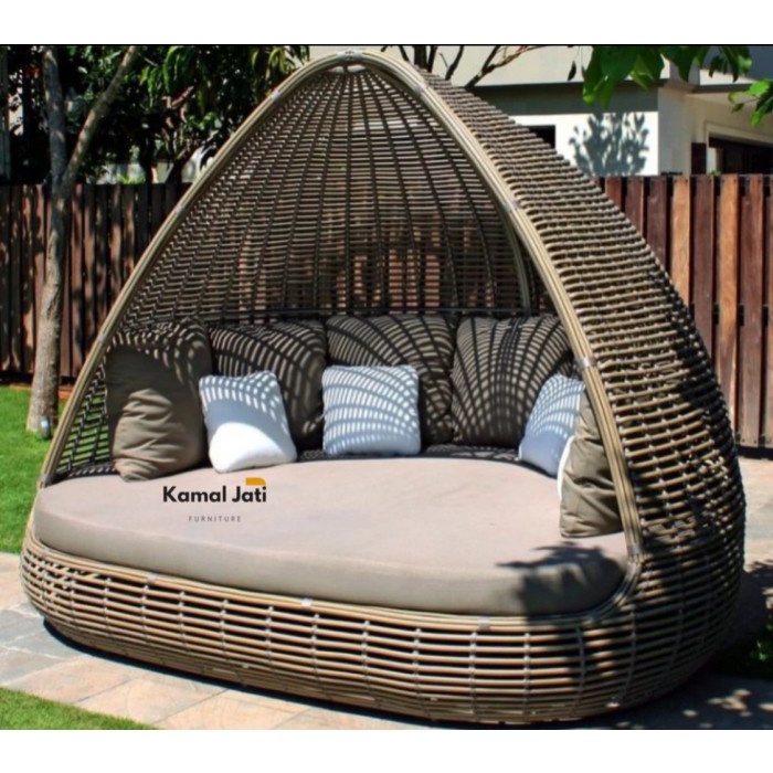 daybed sofa rotan sintetis outdoor terbaik kursi daybed taman sofabed