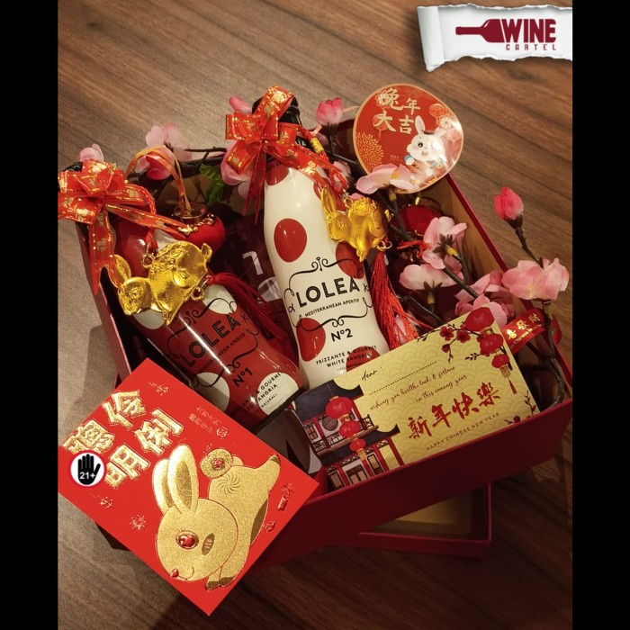 

(COD) Chinese New Year Imlek Hampers Gift Set Mini Lolea No.1 & Lolea No2
