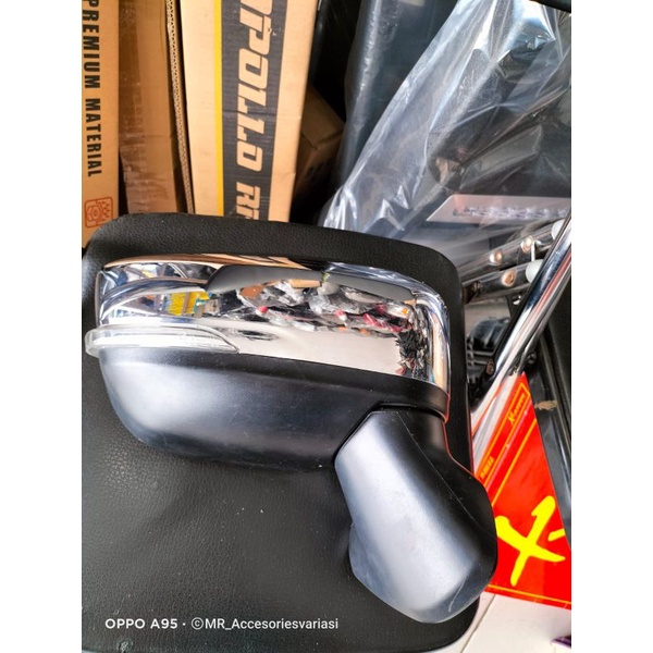 Spion xpander bagian kanan