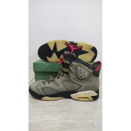 nike collab travis scott